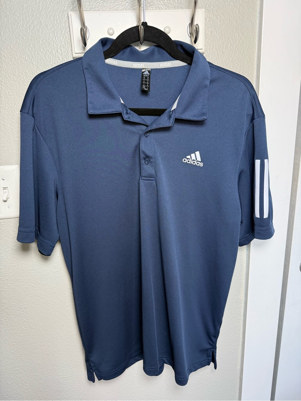 Adidas Golf Men’s Medium Blue Performance Polo Shirt 3 Stripe Sleeve